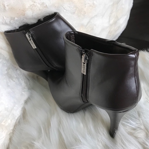 🎉KENNETH COLE REACTION🎉 - Picture 5 of 5